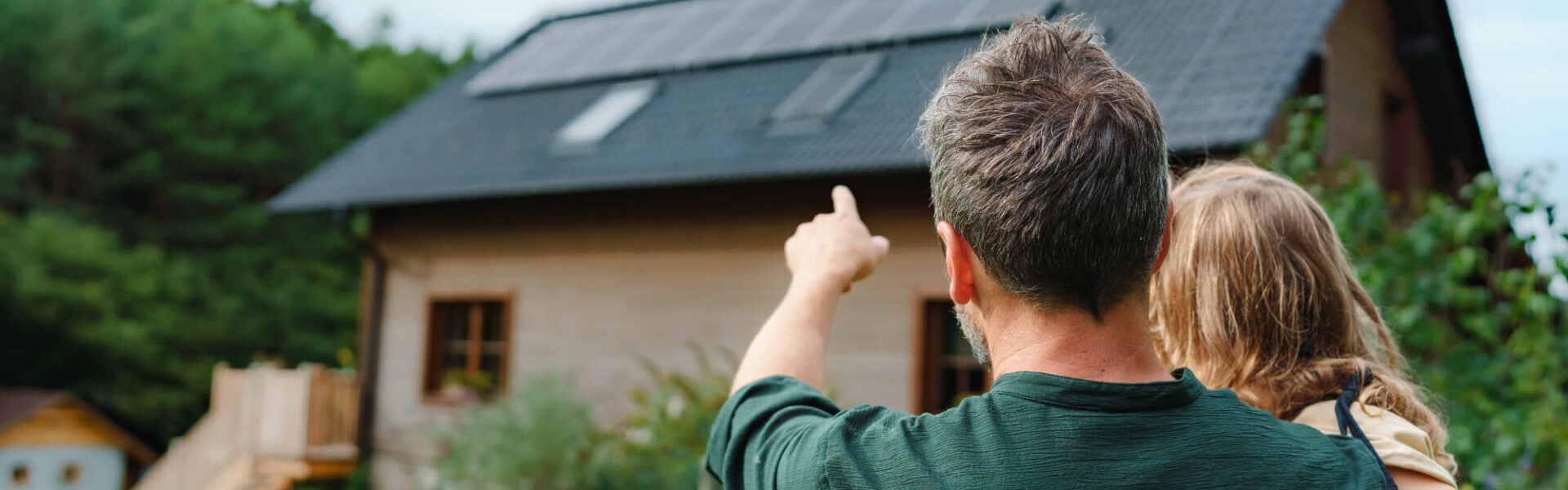 Installation de panneaux solaires avec Volt'ère